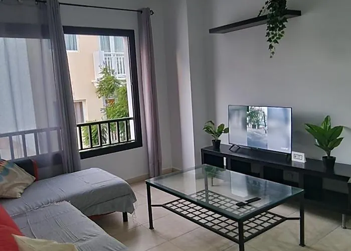 Arrecife-el Centro Y El Mar * Арресифе