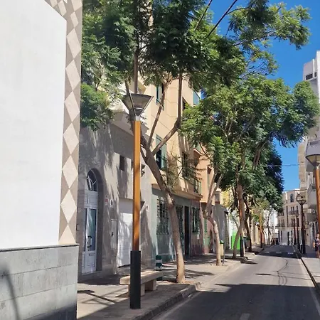 Arrecife-el Centro Y El Mar * Arrecife (Lanzarote)